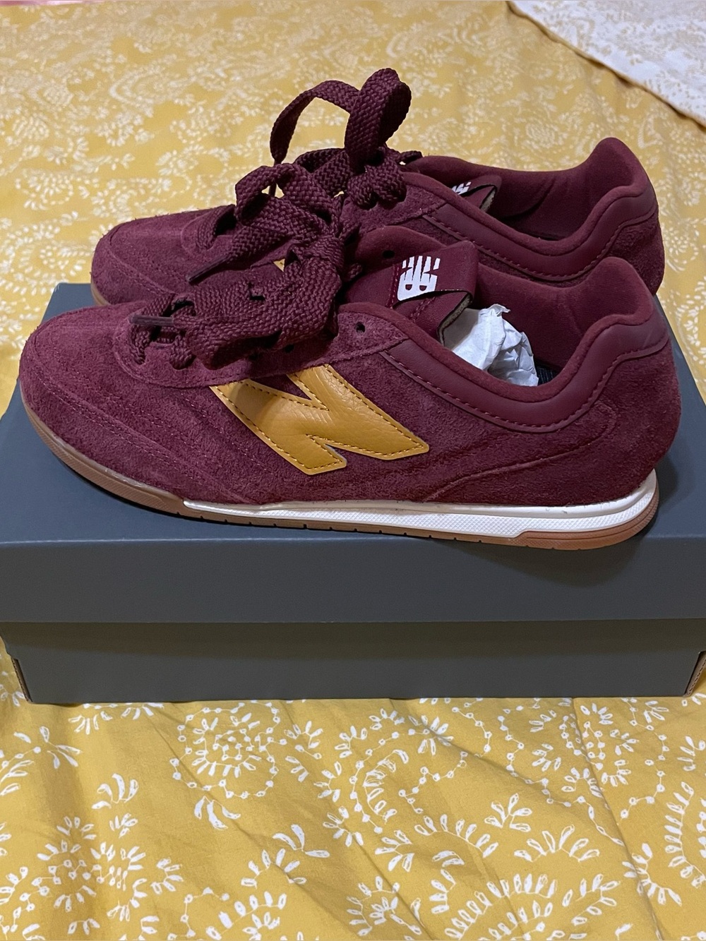 New Balance RC42 trainers in burgundy/classic crimson